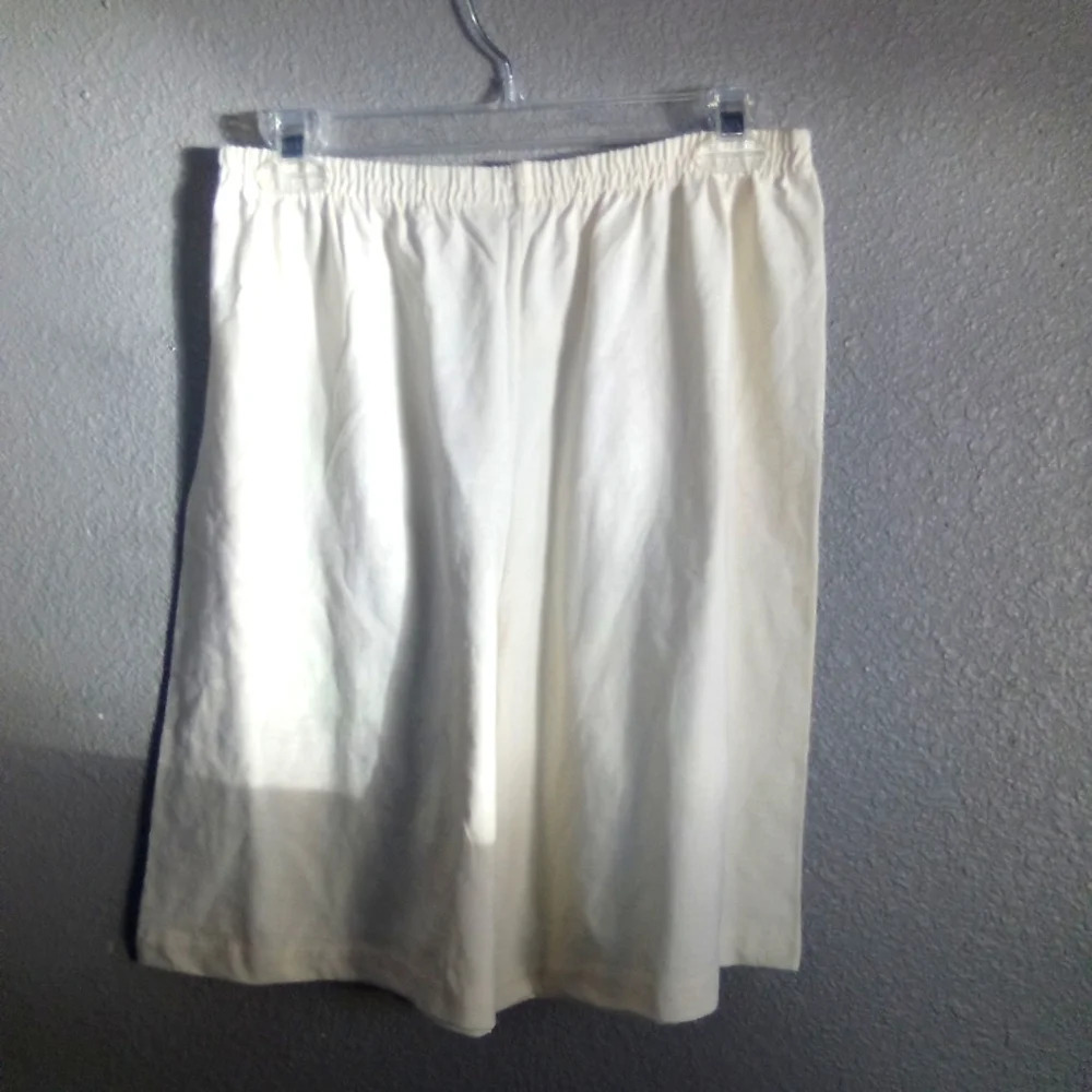 Beautiful short one size ( Bag G )